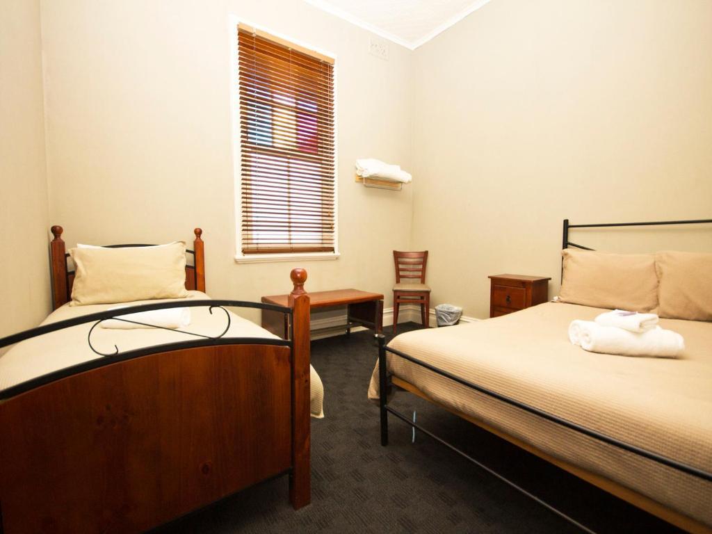 Peden'S Hotel Cessnock Exteriör bild